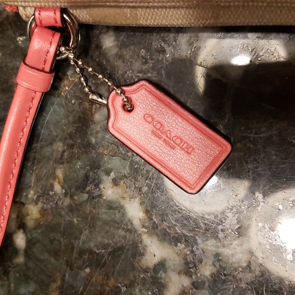 COACH double zipper wrislet - Picture 6 of 6